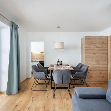 Apartment Laerchenhof 203